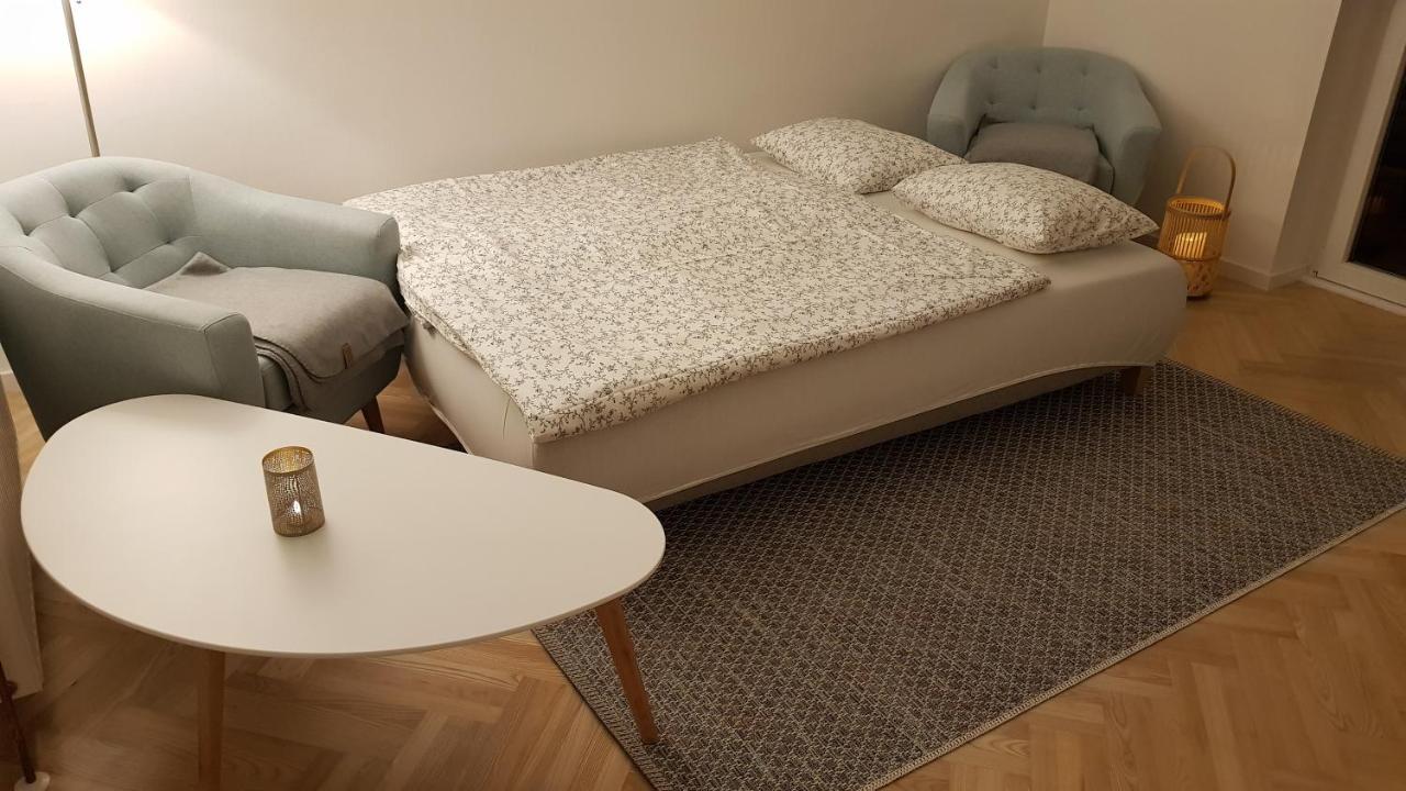 Blick Ueber Krems Mit Gartenpavillon エクステリア 写真